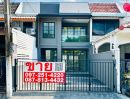 - ขายบ้านทาวน์เฮาส์ แต่งสวย พร้อมอยู่ บนถนนนวมินทร์ สภาพแวดล้อมดี ถนนกว้าง น่าอยู่มาก