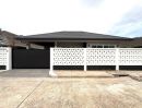 - บ้านเดี่ยวสร้างใหม่ ในหมู่บ้าน AREEYA VILLA พัทยา - หนองปรือ ใกล้ สภ.หนองปรือ