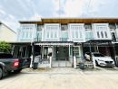 - ขายทาวน์เฮ้าส์ 2 ชั้น ซอยนวมินทร์ 42 แยก 27 (ซอยสุวรรณประสิทธิ์) หมู่บ้านโกลเด้น ทาวน์3 ลาดพร้าว-เกษตรนวมินทร์ พื้นที่ 16.7 ตรว.