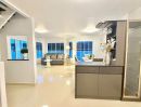 - ขายบ้านเดี่ยวรีโนเวทใหม่ หมู่บ้านชลลดา บางบัวทอง 52.5 ตร.ว. 3 ห้องนอน จอดรถ 3 คัน ราคา 4.19 ล้านบาท