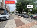 - ขายโฮมออฟฟิศ 4 ชั้น ติดถนนใหญ่รามอินทรา 40 หมู่บ้านพรีเมี่ยมเพลส 5 เอกมัย-รามอินทรา พื้นที่ 22.5 ตรว. ขายขาดทุน! เพื่อปิดธนาคาร