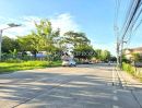 - บ้านเดี่ยว หมู่บ้านบัวขาว รามคำแหง ใกล้ MRT มีนพัฒนา