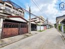 - ขายทาวน์เฮาส์ 3 ชั้น 25 ตร.ว. ซอย กรุงเทพ-นนทบุรี 33 ใกล้ MRT วงศ์สว่าง,ทางด่วนประจิมรัถยา