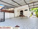 - อาคารพาณิชย์ สะพานสูง กรุงเทพ ใกล้ตลาดพูลทรัพย์ ถ.ราษฎร์พัฒนา