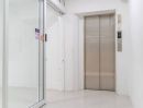 - หรูหราโอ่อ่า! ปล่อยเช่าอาคารสำนักงาน 4.5 ชั้น ศรีนครินทร์-พรีเมียร์ 1 ฝ้าเพดานสูง มีลิฟต์ จอดรถ 5 คัน เหมาะทำโชว์รูมและออฟฟิศ
