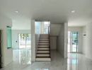 - ขายบ้านเดี่ยวสองชั้น หมู่บ้านวิลลาเรส #Villares ขนาด 83.5 ตร.วา เอกชัย-บางบอน ต.โคกขาม อ.เมือง จ.สมุทรสาคร