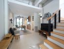 - Ready tomovein เช่า/ขาย Townhouse 20 ตรว ซ.ศูนย์วิจัย เฟอร์ครบ พร้อมอยู่ ใกล้ MRTเพชรบุรี