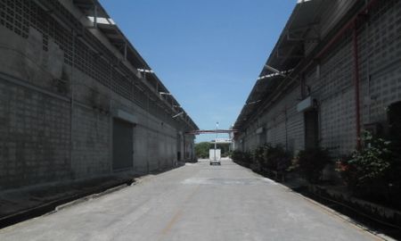 ให้เช่าโรงงาน / โกดัง - โกดังให้เช่า โรงงานให้เช่า คลังสินค้าให้เช่า ถนนบางนา-ตราด กม.25.5 ติดถนนฝั่งขาออกไปชลบุรี P.P.AGENCY 