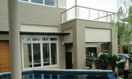 ขายบ้าน - Selling luxury pool villa 2 stories house just opposite NongNut Garden