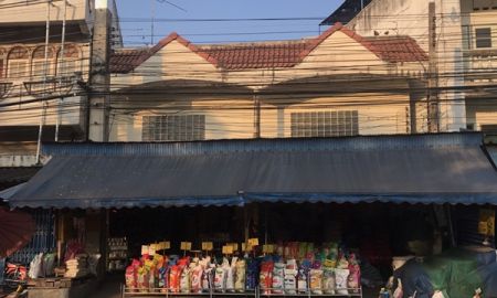ขายอาคารพาณิชย์ / สำนักงาน - ขายทาวน์โฮมชั้นครึ่ง ทำเลค้าขาย ติดถนนสายเอเชีย ตลาดย้อนยุคนครชุม กำแพงเพชร