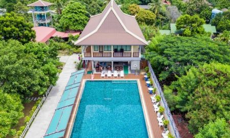 ขายบ้าน - ขายบ้านเดี่ยว Pool Villa บนเนื้อที่เกือบ 2 ไร่ บางละมุง ชลบุรี สระว่ายน้ำขนาดใหญ่ และสวนสวย ในราคาที่คุณต้องร้องว๊าว