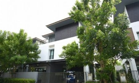 ขายบ้าน - ขายหรือให้เช่าบ้านใหม่โมเดิร์น 3 ชั้น โครงการ ลุมพินีสวนหลวง ร.9 Baan Lumpini Suanluang RAMA IX