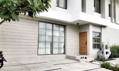 ให้เช่าบ้าน - Bright and Cozy-House Panya Indra Rent-220K Sale-16MB 3bed 317sqm ref-dha180860