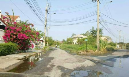 ขายที่ดิน - ขายที่ดิน 183.6 ตารางวา หมู่บ้านเมืองเอกบางปู ถนนสุขุมวิท สมุทรปราการ