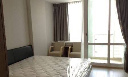 ขายคอนโด - Condo for Sale with Tanant TC green Praram 9, 1 Bed 1 Bath 30 SQ.M. 15F. Building B ,MRT Rama 9