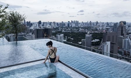 ให้เช่าคอนโด - Ashton Chula - Silom Condo for rent : 2 bedrooms 2 bathrooms 66 sq.m.on 44th floor Nice view no block.Nice decoration with fully furnished and electri
