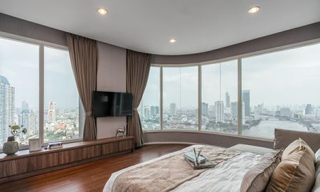 ให้เช่าคอนโด - เช่าด่วน คอนโดแต่งหรู แบบ 3 ห้องนอน เพียง 10 นาทีจาก BTS สะพานตากสิน For Rent/ Sale A Luxurious 3 Bedroom Unit- 10 Min Ride from BTS Saphan Taksin