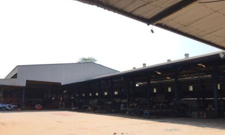 ขายโรงงาน / โกดัง - ขายที่ดินศรีราชา ชลบุรี โรงงานใหญ่ พร้อมออฟฟิศใกล้นิคมอุสาหกรรม เนื้อที่ 3ไร่
