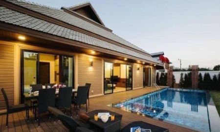 ขายบ้าน - Lanna Modern Style Pool Villa with fully finished Saraphi Chiang Mai