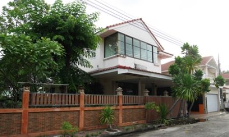 ขายบ้าน - ขายบ้านเดี่ยว 2 ชั้น หมู่บ้านฮิลไซร์(Hill side) อำเภอเมืองชลบุรี จังหวัดชลบุรี