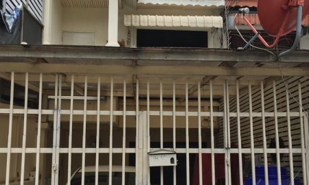 ขายทาวน์เฮาส์ - ขายทาวน์โฮม 2 ชั้น ในเมือง ราคาถูก