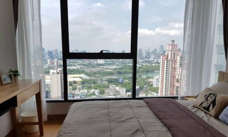 ให้เช่าคอนโด - The Lumpini 24 Condo for rent : 2 bedrooms for 61 sq.m. on 37th floor.Near BTS Phrom Phong.
