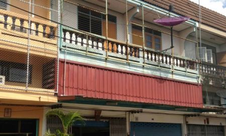 ขายอาคารพาณิชย์ / สำนักงาน - ขายอาคารพาณิชย์ 2ชั้นครึ่ง 2คูหา บ้านบึง ชลบุรี (ถนนบ้านบึง-แกลง)