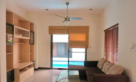 ให้เช่าบ้าน - ให้เช่า บ้านเดี่ยว พร้อมสระส่วนตัว ในเอกมัย เพื่อพักอาศัยเท่านั้น A Single House with private pool in Ekamai For Residence