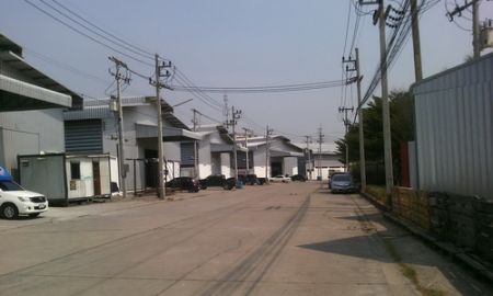 ให้เช่าโรงงาน / โกดัง - โรงงานให้เช่า พร้อมสำนักงาน ติดถนน สามโคก หลายขนาด ติดต่อ P.P.AGENCY 
