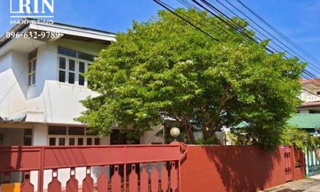 ขายบ้าน - ขายถูก! บ้านเดี่ยว 2 ชั้น เนื้อที่ 56 ตารางวา หมู่บ้านไทยศิริเหนือ ทาวน์อินทาวน์ ใกล้รถไฟฟ้าสายสีเหลือง ลาดพร้าว-สำโรง