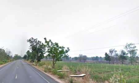 ขายที่ดิน - ที่ดินใกล้ถนนชัยภูมิ-สีคิ้ว(ทล.201)กม.14 ห่างจากถนนมอเตอร์เวย์ 9กม.เนื้อที่ 34-2-90ไร่ ที่ดินหน้ากว้าง 240เมตร ติดถนนลาดยา