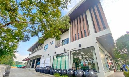 ให้เช่าโรงงาน / โกดัง - นิมิตใหม่ มีนบุรี โรงเรียนอินเตอร์ IBSให้เช่า อาคาร โกดัง โชว์รูม 2400ตรม. สำนักงานขาย 1.5 ไร่ ราษฎร์อุทิศ ประชาร่วมใจ