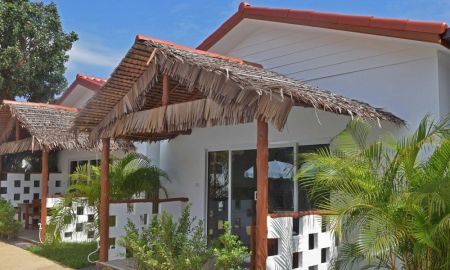 ขายบ้าน - Vivi Bungalows Resort ขายบังกะโล 9 หลัง บนเนื้อที่ 1 ไร่ อยู่ในแหล่งท่องเที่ยว ราไวย์ จังหวัด ภูเก็ต