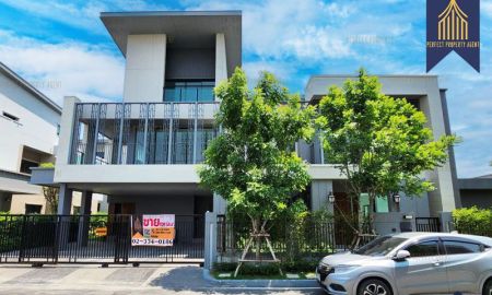 ขายบ้าน - บ้านเดี่ยวแปลงมุม แกรนด์ บางกอก บูเลอวาร์ด อีสต์ พระราม 9 (Grand Bangkok Boulevard East Rama 9) บ้านไม่เคยเข้าอยู่ ฟรีส่วนกลาง 2 ปี