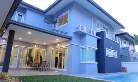 ให้เช่าบ้าน - ให้เช่าบ้านเดี๋ยว 2 ชั้น พร้อมสระว่ายน้ำ/ For Rent 2 Storey Pool Villa 3 Beds East Pattaya House for rent