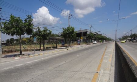ขายที่ดิน - ที่ดินติดถนนใหญ่เลียบวารี(คู้ขวา)หนองจอก พื้นที่ 6-0-92ไร่ ด้านหลังติดคลองแสนแสบก่อนแยกเชื่อมสัมพันธ์2กม.ทำเลดีใก้ลห้างแม็คโคร,บิ๊กซีเหมาะจัดสรร,โกดัง