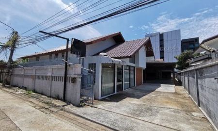 ให้เช่าบ้าน - ให้เช่าบ้านเดี่ยว พื้นที่ 160 ตร.ว. ย่านลาดพร้าว ใกล้รถไฟฟ้าBTS เก็บสต๊อคสินค้า จดบริษัทได้