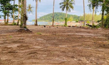 ขายที่ดิน - ขายที่ดินมีโฉนดติดทะเลวิวสวยเจ้าของขายเอง 10 ไร่ เกาะช้าง ตราด