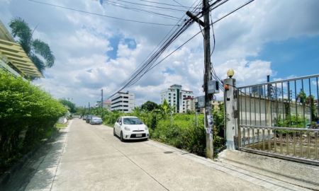 ขายที่ดิน - ขาย ที่ดิน ซอยโชติวัฒน์ สะพาน 99 ถนนประชาชื่น เนื้อที่ 2 ไร่ 2 งาน