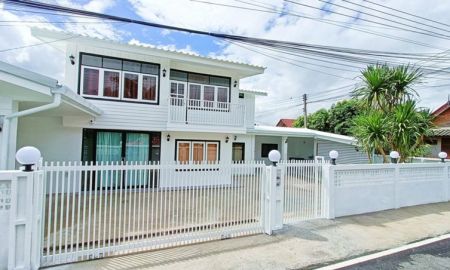 ขายบ้าน - บ้าน 2 ชั้นตกแต่งสวย พร้อมเฟอร์ฯ แน่นๆ เชียงใหม่ A two-storey house Classic Local Style Chiang Mai