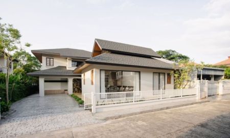 ขายบ้าน - Pool Villa สวยสุดว้าว 19.49 ล. 129.6 ตรว. 4 นอน 6 น้ำ สันทราย บ้านเดี่ยว 2 ชั้น เฟอร์นิเจอร์ครบ หลังบ้านติดริมน้ำ โอบล้อมด้วยต้นไม้ใหญ่