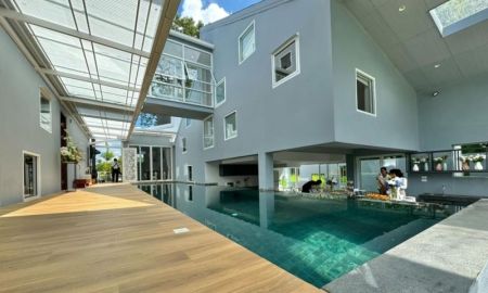 ขายบ้าน - ขายด่วน Pool villa 3 ชั้น 13.9 ล้าน 120 ตรว. สันทราย #ขายพร้อมผู้เช่ารับรายได้เดือนละ100,000 บาท เป็นส่วนตัว รับระยะสั้น เช่าทำธุรกิจได้ค่ะ