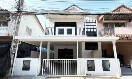 ขายบ้าน - ขายบ้านแฝด 2 ชั้น บ้านสวยหลังริม รีโนเวทใหม่ สเทิร์นแลนด์ 2 ศรีราชา TP-H1028