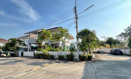 ขายบ้าน - ขาย บ้านเดี่ยว 2 ชั้น พร้อมสระว่ายน้ำ โครงการเดอะสปริงส์ บ้านฉาง พร้อมเฟอร์นิเจอร์ และสิ่งอำนวยความสะดวกครบครัน ใกล้ถนนบูรพาพัฒน์บ้านฉาง ระยอง