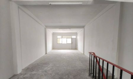 ขายอาคารพาณิชย์ / สำนักงาน - ขายตึกแถว 3.5 ชั้น ซอยสรณคมน์ 10 ถนนสรงประภา ย่านดอนเมือง 18.5 ตร.ว. ทำเลดี เหมาะสำหรับทำธุรกิจหรืออ