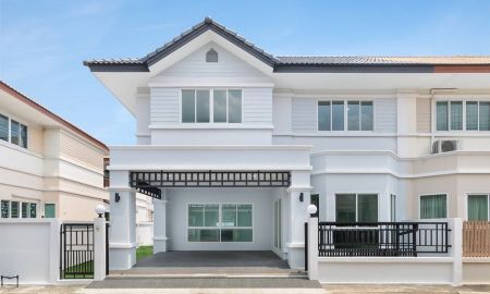 ขายบ้าน - บ้านแฝด 2 ชั้น รีโนเวทใหม่ นันท์นรินทร์ นาวง-ดอนเมือง ทำเลย่าน ดอนเมือง สรงประภา ใกล้รถไฟฟ้า