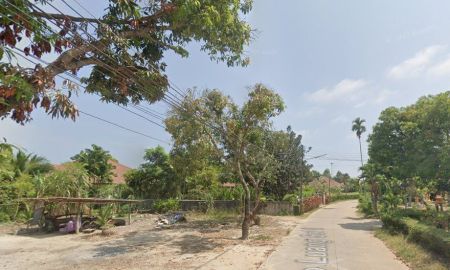 ขายที่ดิน - ขายที่ดินทำเลดีบ้านเพ 129 ตรว บ่อหลวงซอย5 ใกล้หาดแม่รำพึงเพียง1กม ใกล้ถนนสุขุม3 5กม เมืองระยอง