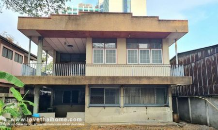ขายที่ดิน - ขายที่ดินแถมบ้าน 2 ชั้น 132 ตรว. ในซอยเพชรเกษม 21 ห่างจากปากซอยเพียง 10 เมตร ทำเลดีมาก ใกล้ รพ.พญาไท 3 และรถไฟฟ้า MRT สถานีบางไผ่