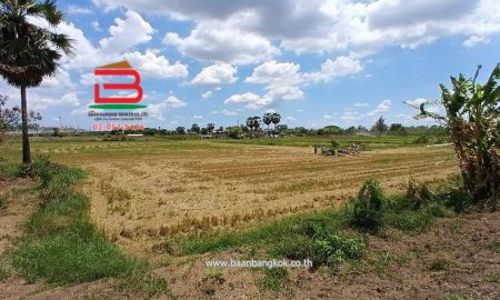 ขายที่ดิน - ที่ดินเปล่า ถนนปทุมธานี-บางปะหัน (347) เนื้อที่ 2-2-0 ไร่ ใกล้ตลาดพูนทรัพย์ อำเภอสามโคก จังหวัดปทุมธานี