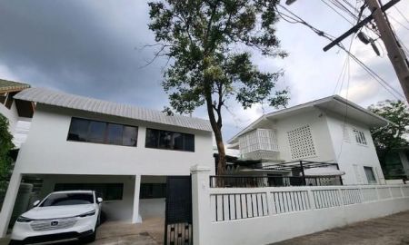 ให้เช่าบ้าน - ให้เช่าบ้านเดี่ยวซอยลาดพร้าว9 ใกล้ MRTลาดพร้าว